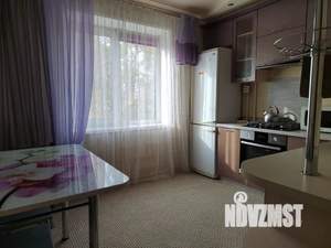 1-к квартира, посуточно, 38м2, 4/9 этаж