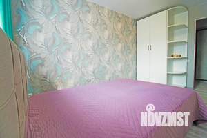 2-к квартира, посуточно, 49м2, 3/9 этаж