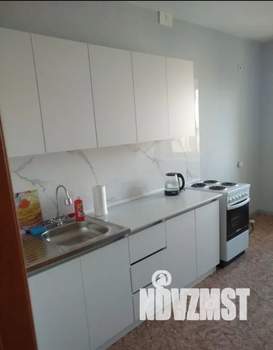 1-к квартира, посуточно, 47м2, 11/16 этаж