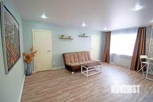 2-к квартира, посуточно, 44м2, 1/1 этаж