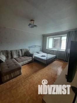 1-к квартира, посуточно, 36м2, 1/1 этаж