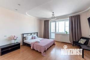 1-к квартира, посуточно, 47м2, 8/9 этаж