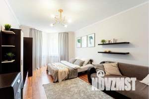 1-к квартира, посуточно, 42м2, 4/10 этаж