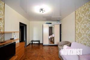 1-к квартира, посуточно, 40м2, 9/9 этаж