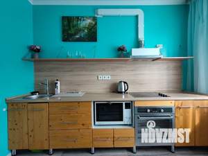 Студия квартира, посуточно, 43м2, 6/9 этаж