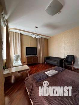 2-к квартира, посуточно, 55м2, 1/1 этаж