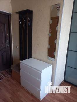 Студия квартира, посуточно, 20м2, 1/13 этаж