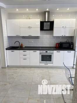 1-к квартира, посуточно, 47м2, 2/9 этаж