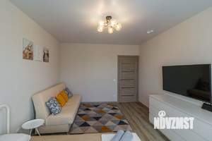 1-к квартира, посуточно, 42м2, 3/22 этаж