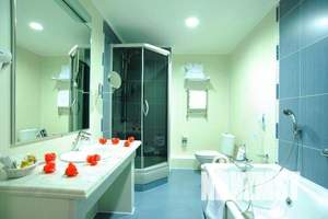 2-к квартира, посуточно, 73м2, 1/1 этаж