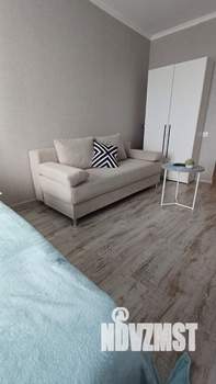 1-к квартира, посуточно, 40м2, 11/16 этаж