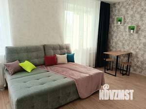 Студия квартира, посуточно, 35м2, 2/10 этаж