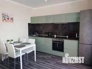 Студия квартира, посуточно, 40м2, 9/10 этаж