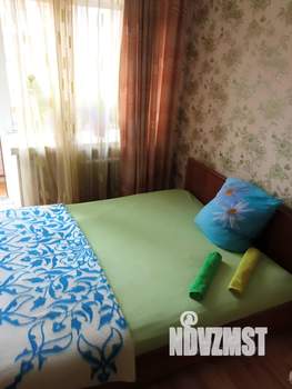 1-к квартира, посуточно, 33м2, 4/5 этаж