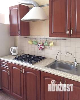 1-к квартира, посуточно, 37м2, 3/8 этаж