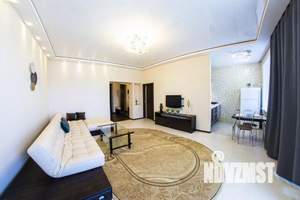 2-к квартира, посуточно, 55м2, 1/1 этаж