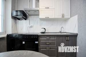 1-к квартира, посуточно, 39м2, 4/9 этаж