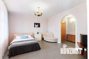 1-к квартира, посуточно, 38м2, 8/12 этаж