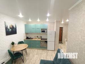 1-к квартира, посуточно, 40м2, 16/18 этаж