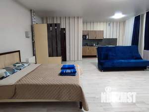 Студия квартира, посуточно, 42м2, 3/12 этаж