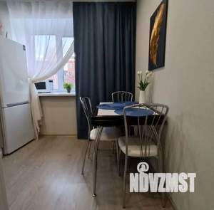 1-к квартира, посуточно, 32м2, 3/5 этаж