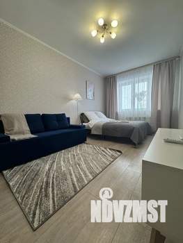 1-к квартира, посуточно, 42м2, 13/16 этаж