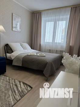 1-к квартира, посуточно, 42м2, 13/16 этаж