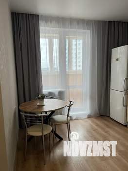 1-к квартира, посуточно, 40м2, 11/19 этаж