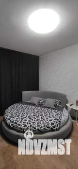 1-к квартира, посуточно, 42м2, 9/9 этаж