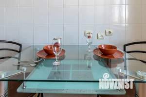 1-к квартира, посуточно, 47м2, 8/9 этаж