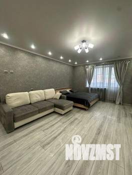 2-к квартира, посуточно, 60м2, 1/1 этаж