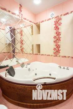 1-к квартира, посуточно, 50м2, 6/9 этаж