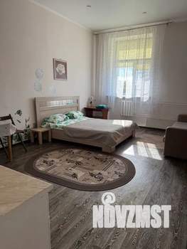 Студия квартира, посуточно, 30м2, 3/5 этаж