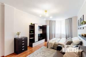 1-к квартира, посуточно, 42м2, 4/10 этаж