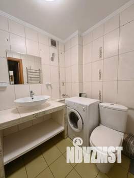 1-к квартира, посуточно, 37м2, 6/9 этаж