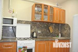 1-к квартира, посуточно, 40м2, 1/5 этаж