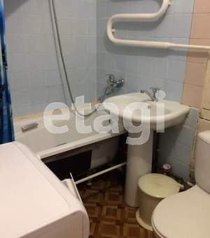 2-к квартира, на длительный срок, 42м2, 2/5 этаж