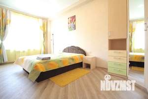 3-к квартира, посуточно, 76м2, 2/8 этаж