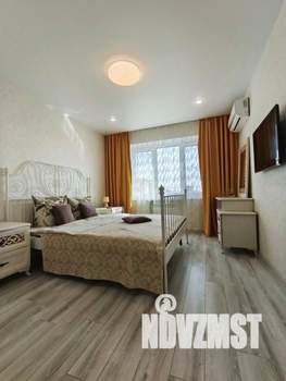 2-к квартира, посуточно, 50м2, 1/1 этаж