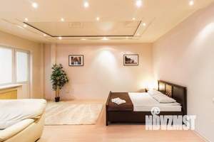 1-к квартира, посуточно, 50м2, 1/1 этаж