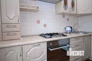 1-к квартира, посуточно, 42м2, 3/10 этаж