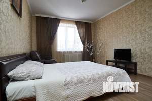 1-к квартира, посуточно, 43м2, 7/9 этаж