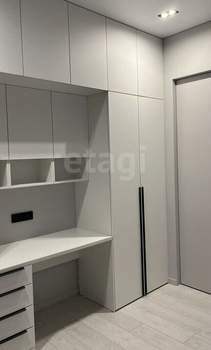 3-к квартира, на длительный срок, 102м2, 6/6 этаж