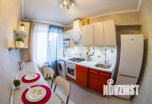 2-к квартира, посуточно, 50м2, 1/1 этаж