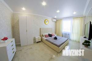 1-к квартира, посуточно, 35м2, 9/18 этаж