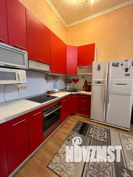 Студия квартира, посуточно, 30м2, 4/5 этаж