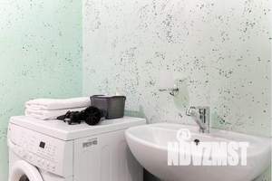 1-к квартира, посуточно, 38м2, 8/12 этаж