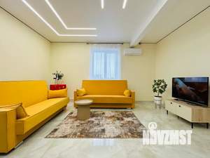 1-к квартира, посуточно, 57м2, 3/3 этаж