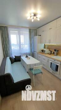 1-к квартира, посуточно, 43м2, 15/22 этаж