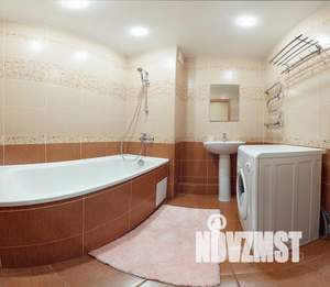 2-к квартира, посуточно, 75м2, 2/10 этаж